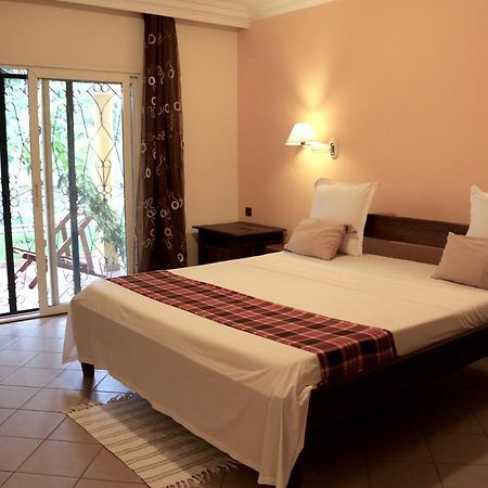 Ar Sun Hotel Antsiranana エクステリア 写真