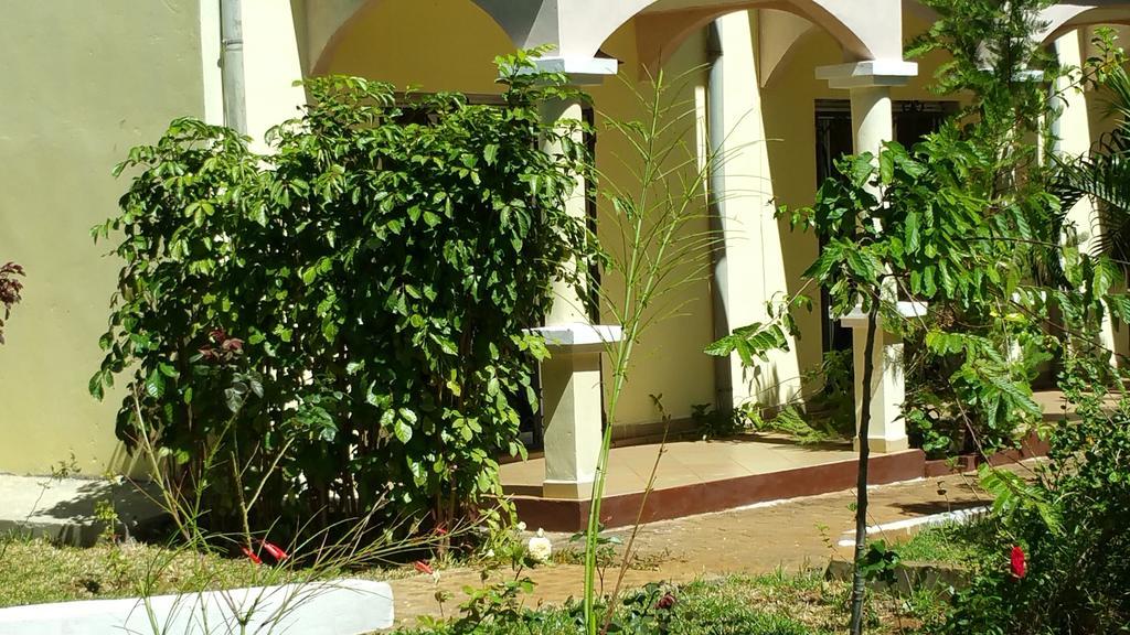 Ar Sun Hotel Antsiranana 部屋 写真