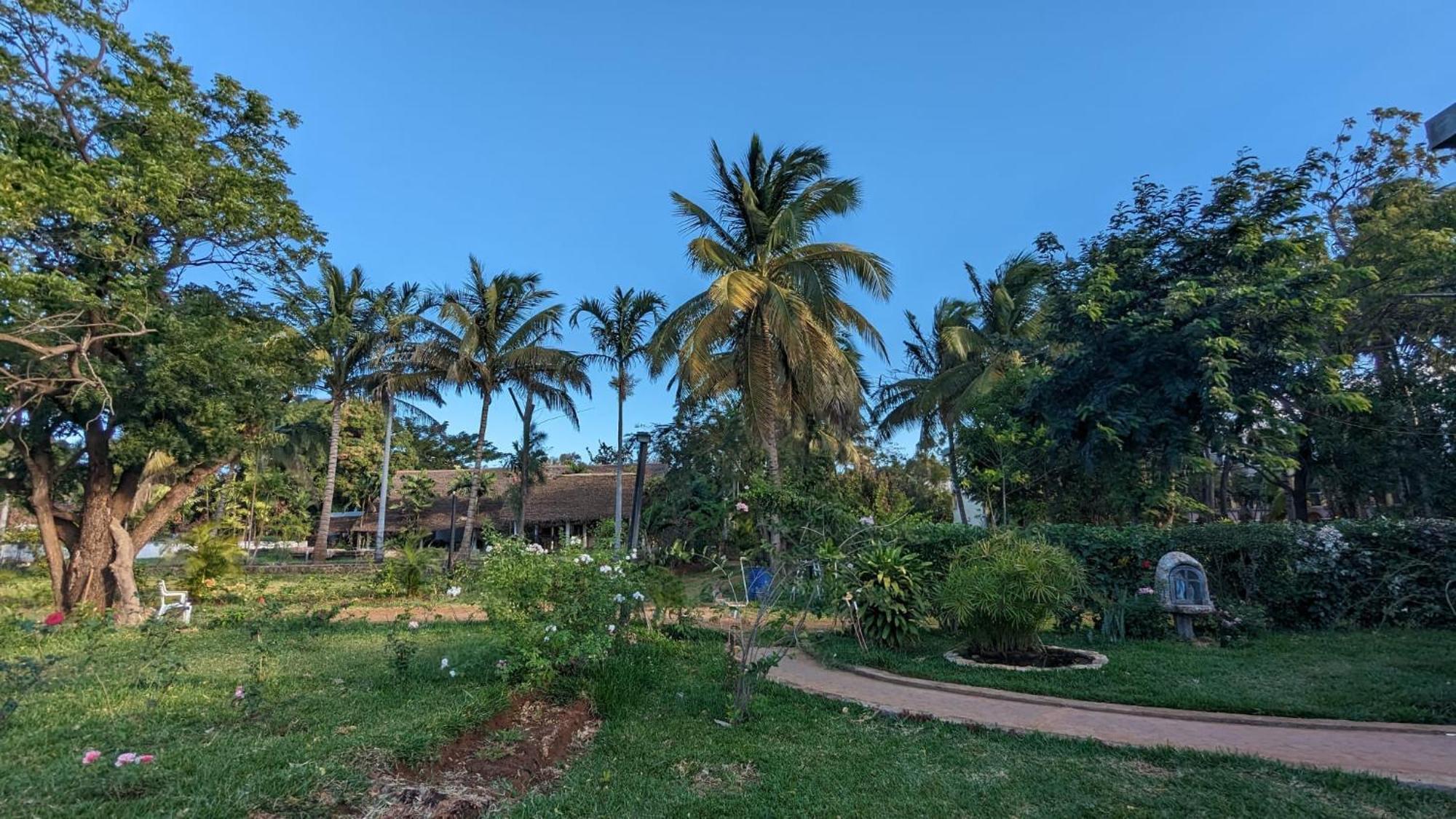 Ar Sun Hotel Antsiranana エクステリア 写真