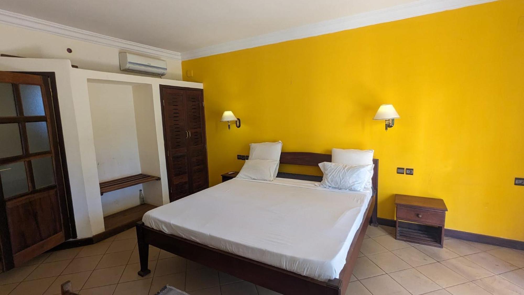 Ar Sun Hotel Antsiranana エクステリア 写真