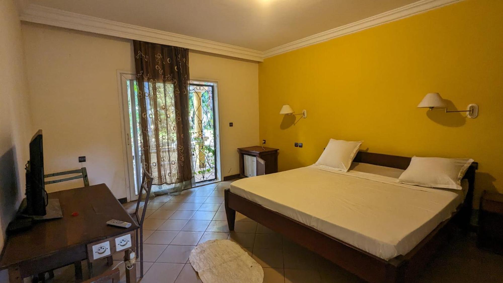 Ar Sun Hotel Antsiranana エクステリア 写真
