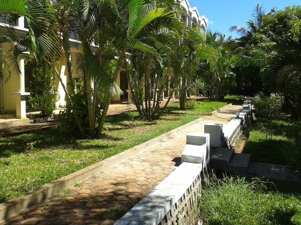 Ar Sun Hotel Antsiranana エクステリア 写真