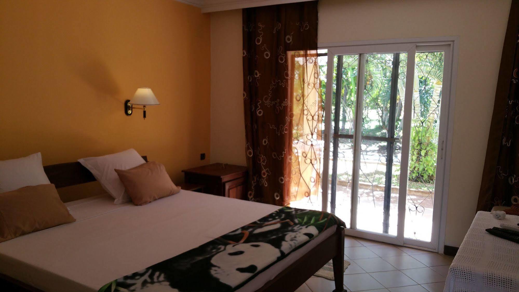 Ar Sun Hotel Antsiranana エクステリア 写真
